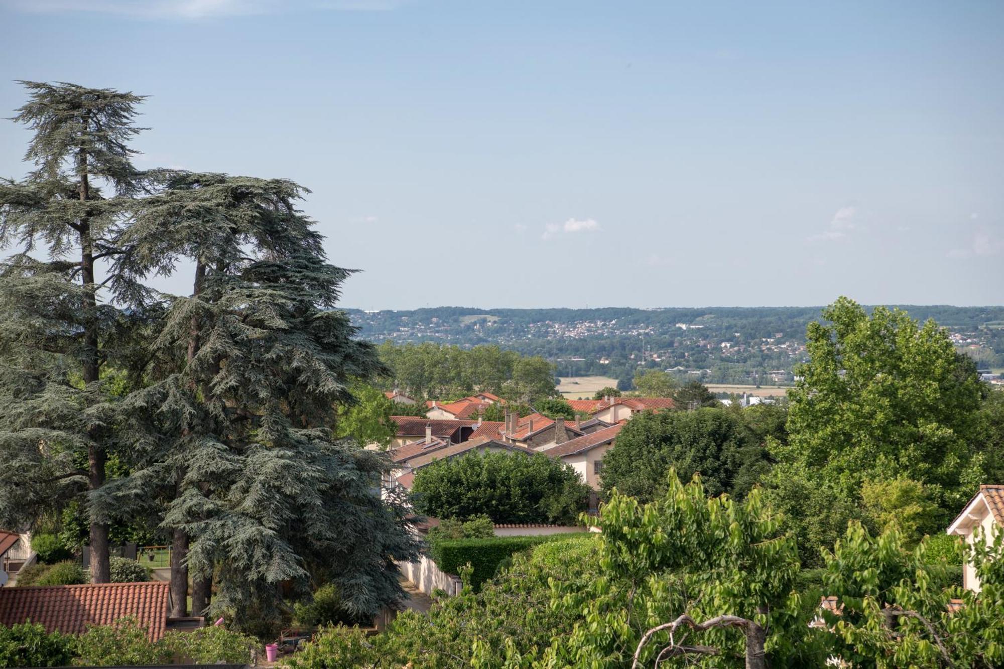 La Maison Des Monts D'Or Saint-Germain-au-Mont-dʼOr Екстериор снимка