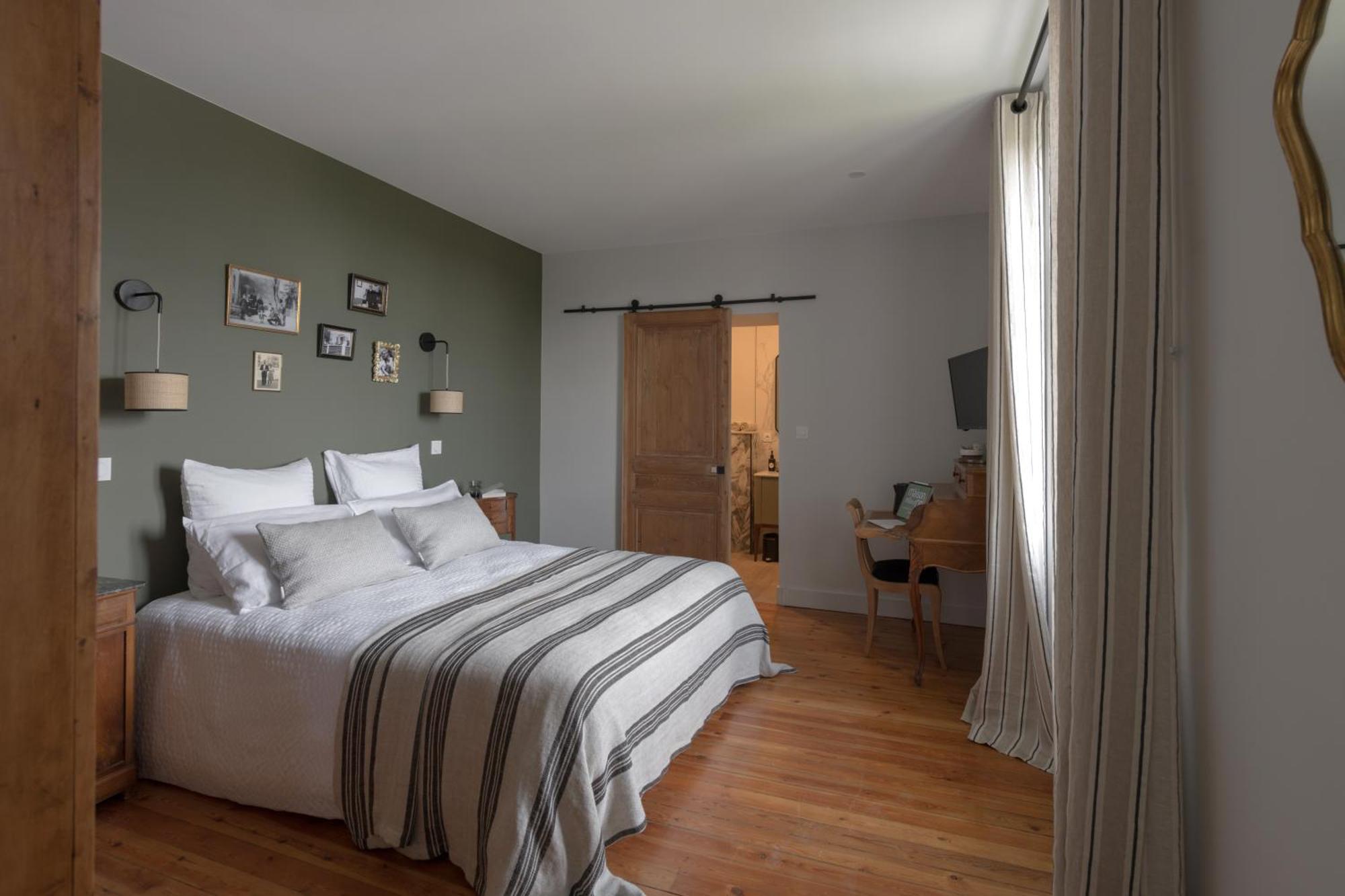 La Maison Des Monts D'Or Saint-Germain-au-Mont-dʼOr Екстериор снимка