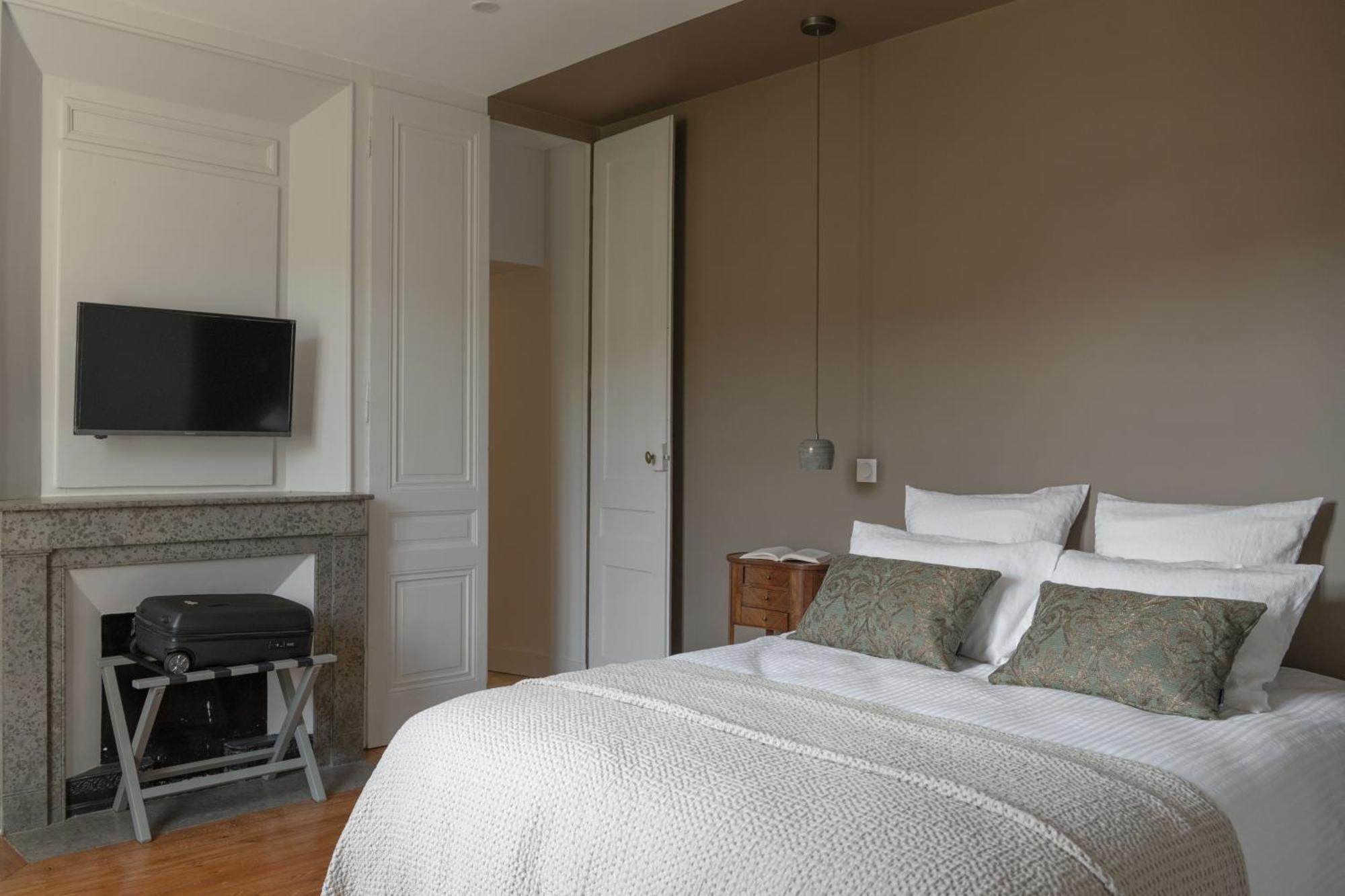 La Maison Des Monts D'Or Saint-Germain-au-Mont-dʼOr Екстериор снимка