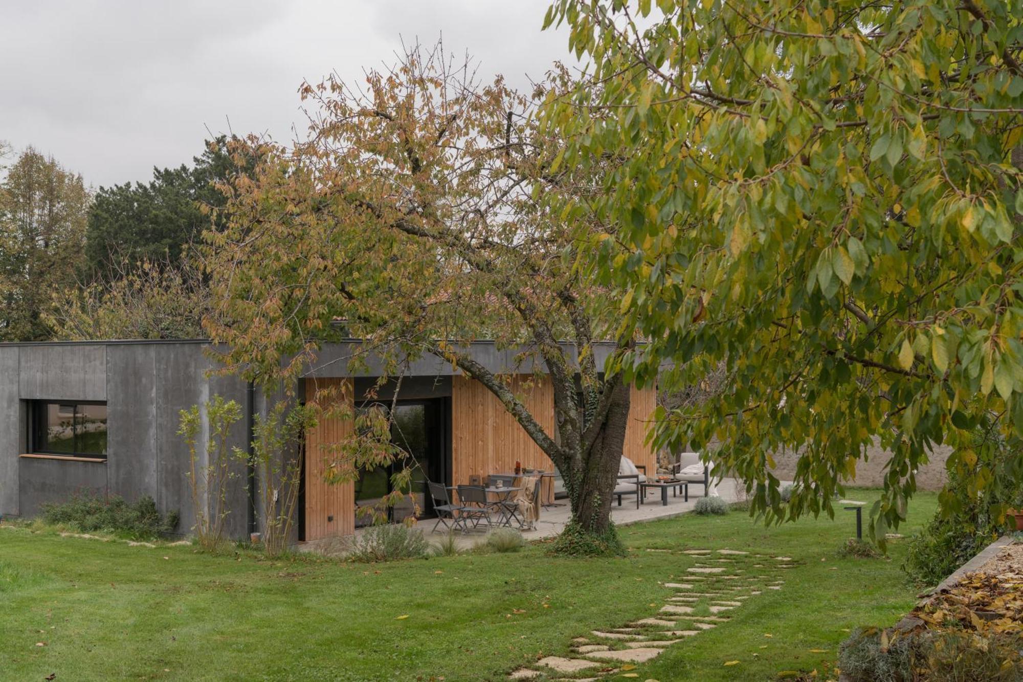 La Maison Des Monts D'Or Saint-Germain-au-Mont-dʼOr Екстериор снимка