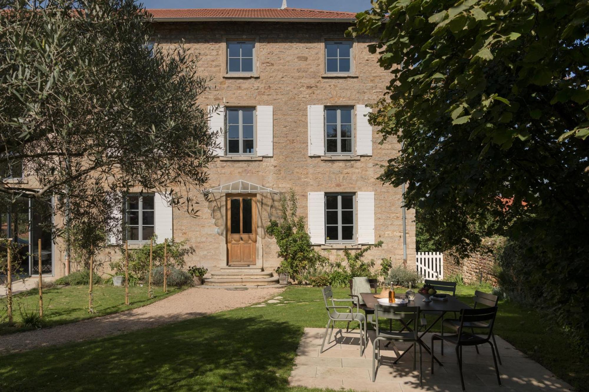 La Maison Des Monts D'Or Saint-Germain-au-Mont-dʼOr Екстериор снимка
