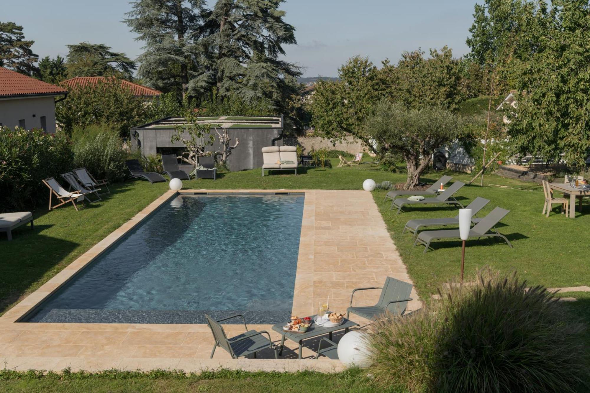 La Maison Des Monts D'Or Saint-Germain-au-Mont-dʼOr Екстериор снимка